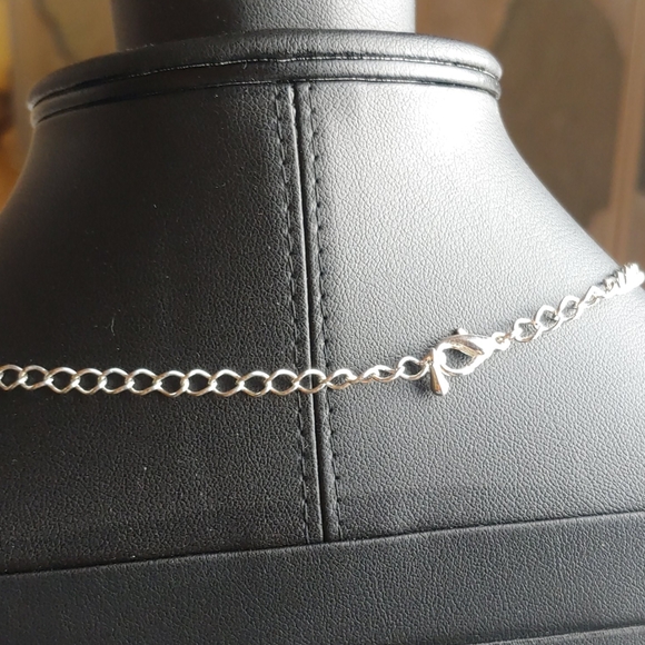 Necklace - Picture 4 of 5